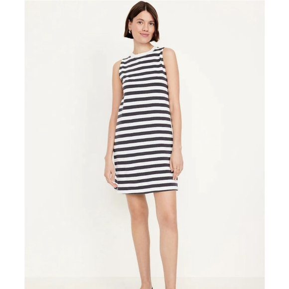 Old Navy Dresses & Skirts - Women's Old Navy Striped Dress Black/White Size S Petite